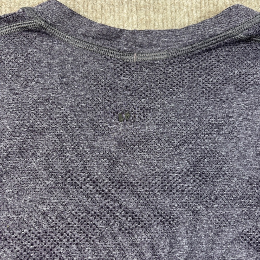 Lululemon‎ Purple Camo Metal Vent Tech Shirt Men's Size XL EUC - Picture 4 of 6
